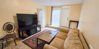 OCEANFRONT FURNISHED ANNUAL ONE BEDROOM ONE BATH Gallery 8