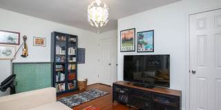 Adorable 3 bedroom ranch with fenced yard! Gallery 26