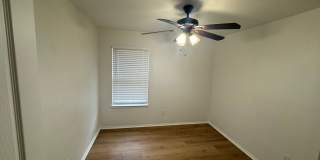 3/2/2 Fort Worth Side of Granbury - Gemstone Estates Gallery 9