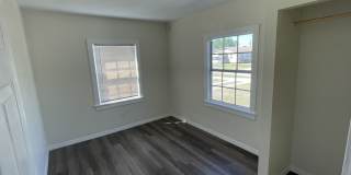 Beautifully Renovated 3BR Home Near Lakeland's Medical District Gallery 6