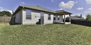233 N WILLOW WAY Gallery 22