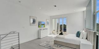 1220 NE 15th Avenue Gallery 27