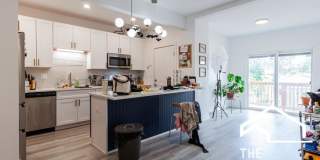 4937 North Saint Louis Gallery 1
