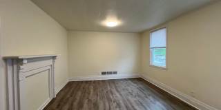 Now showing this updated 3BR 1.5 bath house! Gallery 7