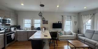 9  Harding St Gallery 6