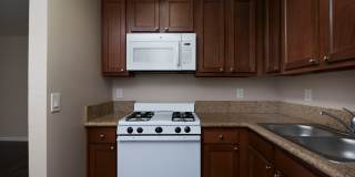 Move in specials! Grossmont Apartments located in the heart of La Mesa! Gallery 9