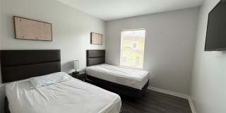 8517 BAY LILLY Loop Gallery 18