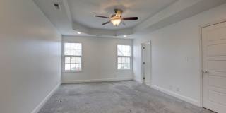 Fresh and so Clean Clean Close to Everything! Gallery 24