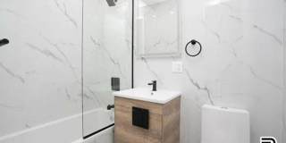 215 South 4th Street Gallery 4