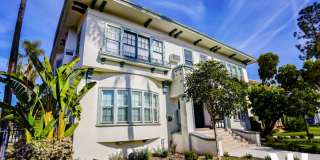 27 West Apartment Homes Near USC Campus! Gallery 1