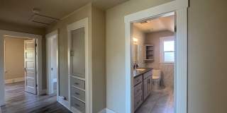 Huge 4 bedroom -A stones throw to PLU! Gallery 24
