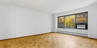 21-85 34th Ave` Gallery 1
