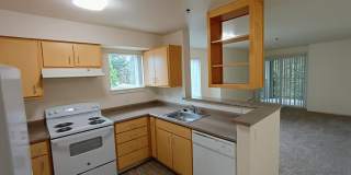 Terrace at Columbia Knoll Gallery 1