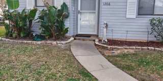 Port Orange 2 bedroom, 2 bathroom, pool and tennis courts Gallery 1