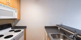 525 First West Apartments Gallery 6