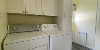 ADORABLE 3 BED 1.5 BATH BUNGALOW -----DEERING ST. Gallery 7