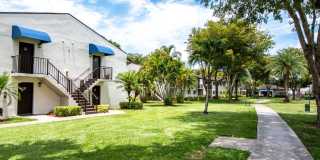 Legacy Lakeside Gallery 19