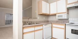 The Plaza at River Oaks Gallery 5