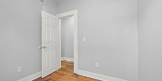 1683 E. Main Street Gallery 15