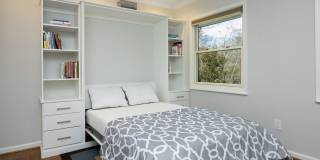 Beautifully renovated large home in CHCCS school district! Available mid-June! Gallery 40