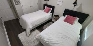 Room in 3 Bedroom Townhome at W Park Cir Gallery 17