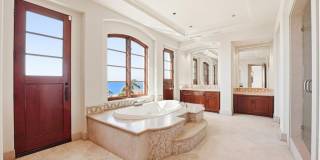 55 Ritz Cove Gallery 64