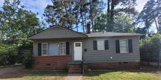 Charming 3 Bed/ 1 Bath Ranch Home Located in Desirable Salisbury NC - Covered Back Porch - Fenced Backyard - Storage Building Gallery 1