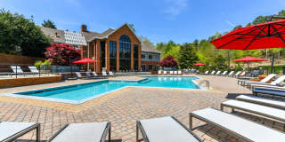 Rosemont Berkeley Lake Gallery 1