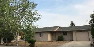 Ranch-Frame Style 3/1.5 Home in Redmond! 2523 SW Fissure Loop Gallery 1