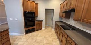 1384 EAGLE CROSSING Drive Gallery 18