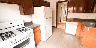 1703 Ridge Avenue Gallery 18