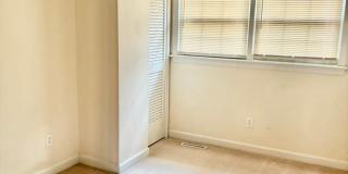 3 bedroom / 1.5 bathroom - Courthouse Green 3 bedroom / 1.5 bathroom - Courthouse Green Gallery 30