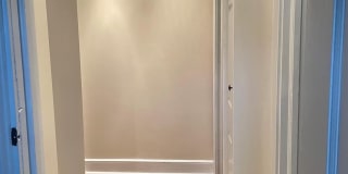 8 Locust Street Gallery 10