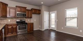 4 bedroom 2.5 bath in Lowell-south of Promanade Gallery 5