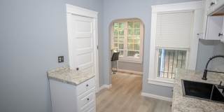 Newly Renovated 4BR/2BA - 1215 E 113th St Gallery 14
