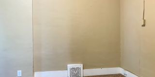 725 N 6th St Gallery 12