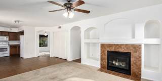 4629 E AUGUSTA Avenue Gallery 20