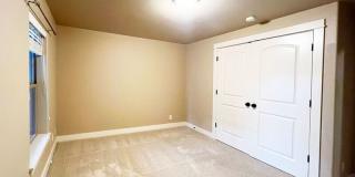 1434 Leaf Lane Gallery 28