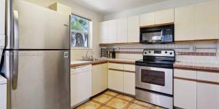 1250 SW 113th Ter Gallery 12