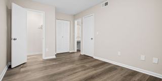 Castle Creek Gallery 122