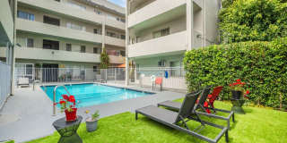 1815 N. Harvard Blvd. Gallery 7