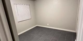 1102 W Cochise Dr Gallery 6