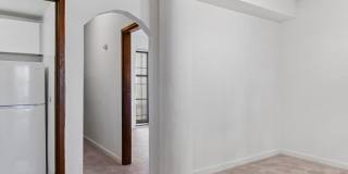 342 S Highland Ave Gallery 7