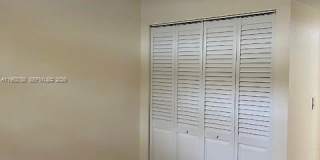 2811 N Oakland Forest Dr Gallery 13