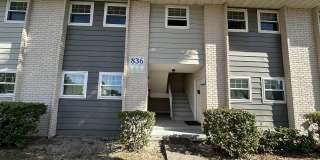 836 sky Lake Circle Gallery 2