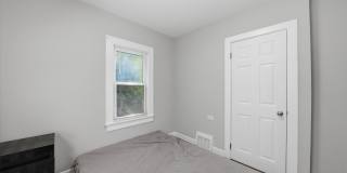 1235 River Drive Gallery 8