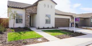 Delightful Home Off 7th Standard! Gallery 1
