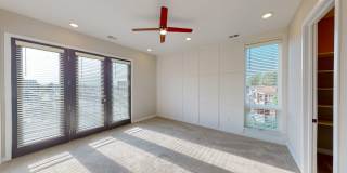 ila Hyde Park Gallery 14