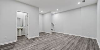 BRAND NEW Townhome located in Westside Bend! MUST SEE! Gallery 14