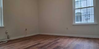 129 Tulip Lane Gallery 7